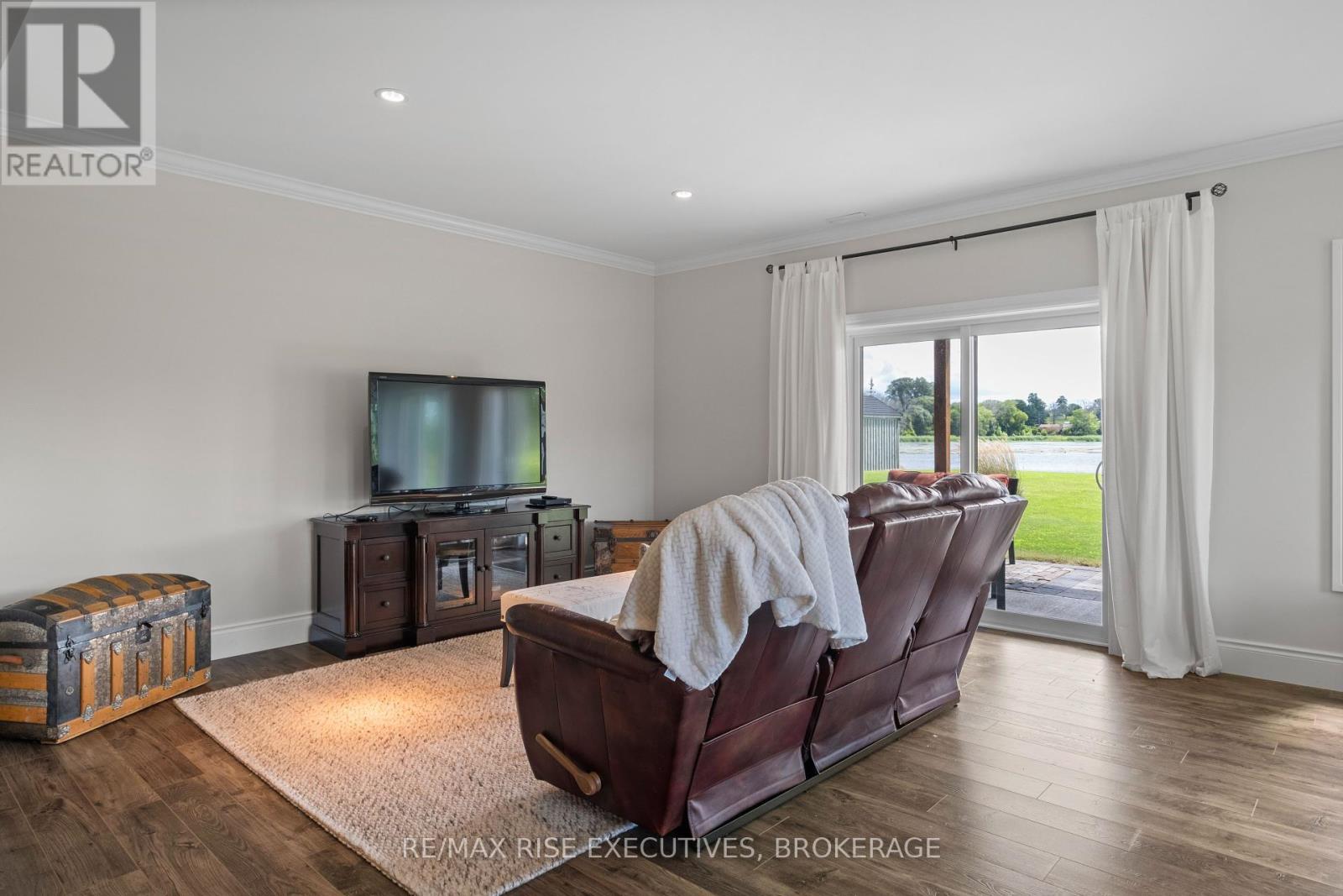 474 Dundas Street, Greater Napanee, Ontario  K7R 2C1 - Photo 45 - X12120518