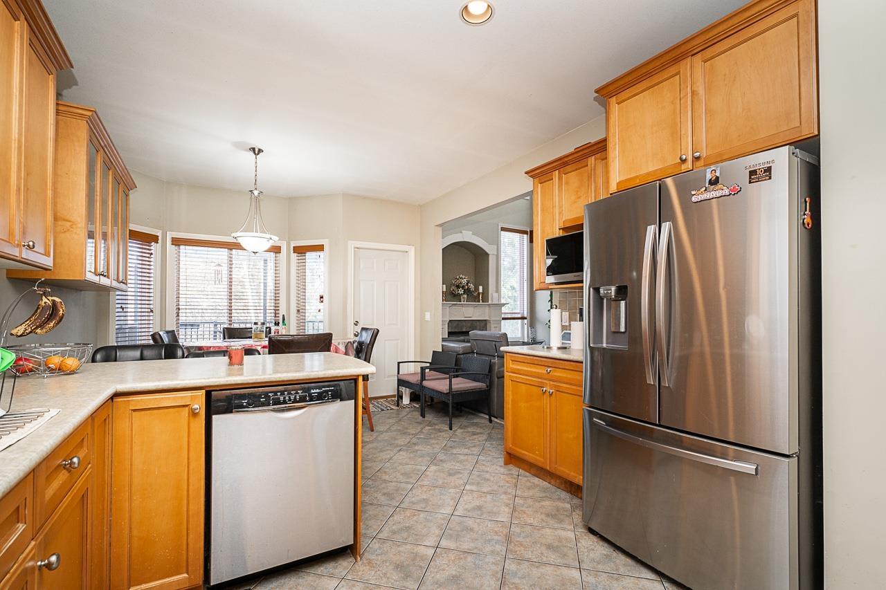 8472 168 Street, Surrey, British Columbia  V4N 5A3 - Photo 10 - R3002986