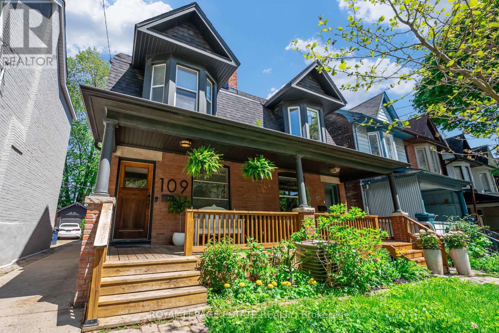 109 COADY AVENUE, toronto (south riverdale), Ontario
