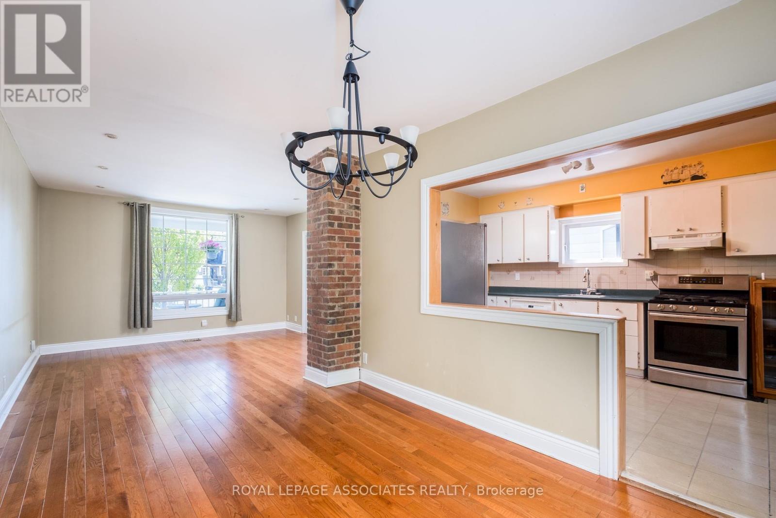 136 Aylesworth Avenue, Toronto, Ontario  M1N 2J6 - Photo 9 - E12159411