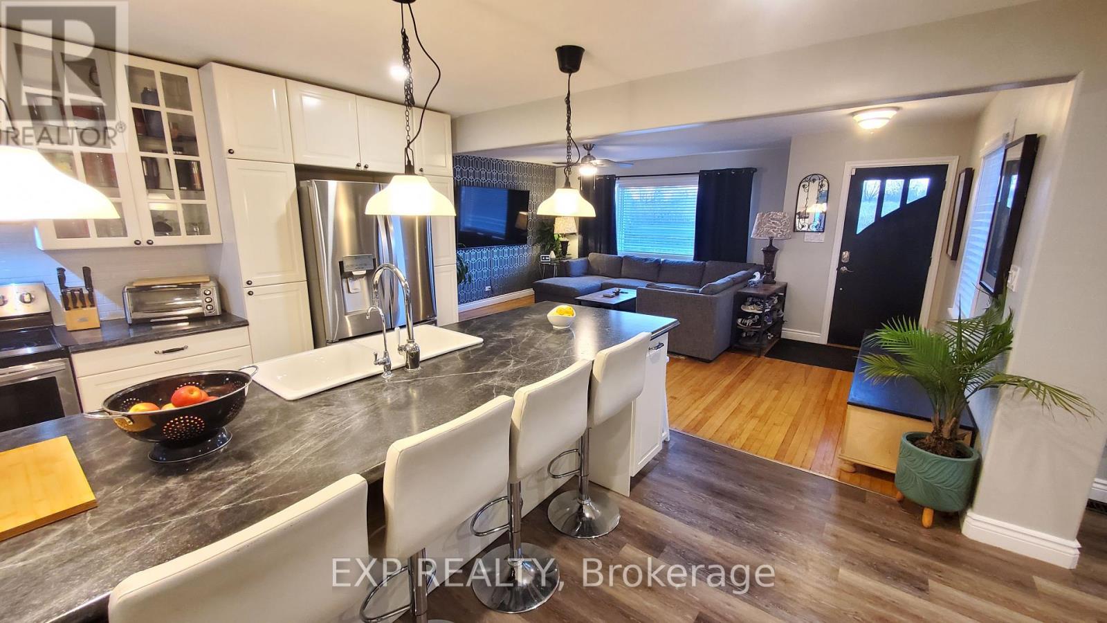 1433 County Rd 2 Road W, Augusta, Ontario  K0E 1T0 - Photo 13 - X12159231