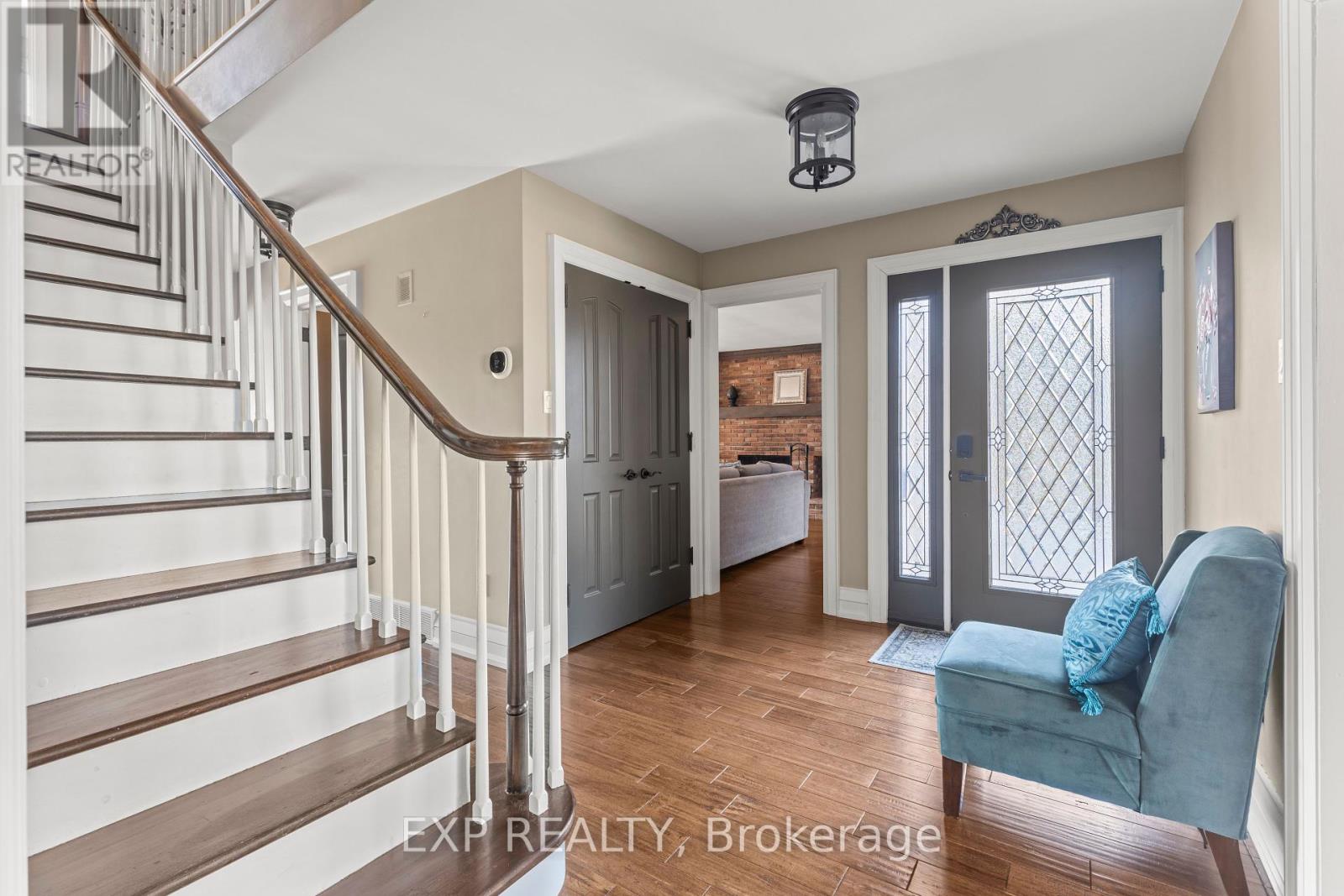 211 Merritt Street, Welland (Prince Charles), Ontario  L3C 4T8 - Photo 11 - X12159257