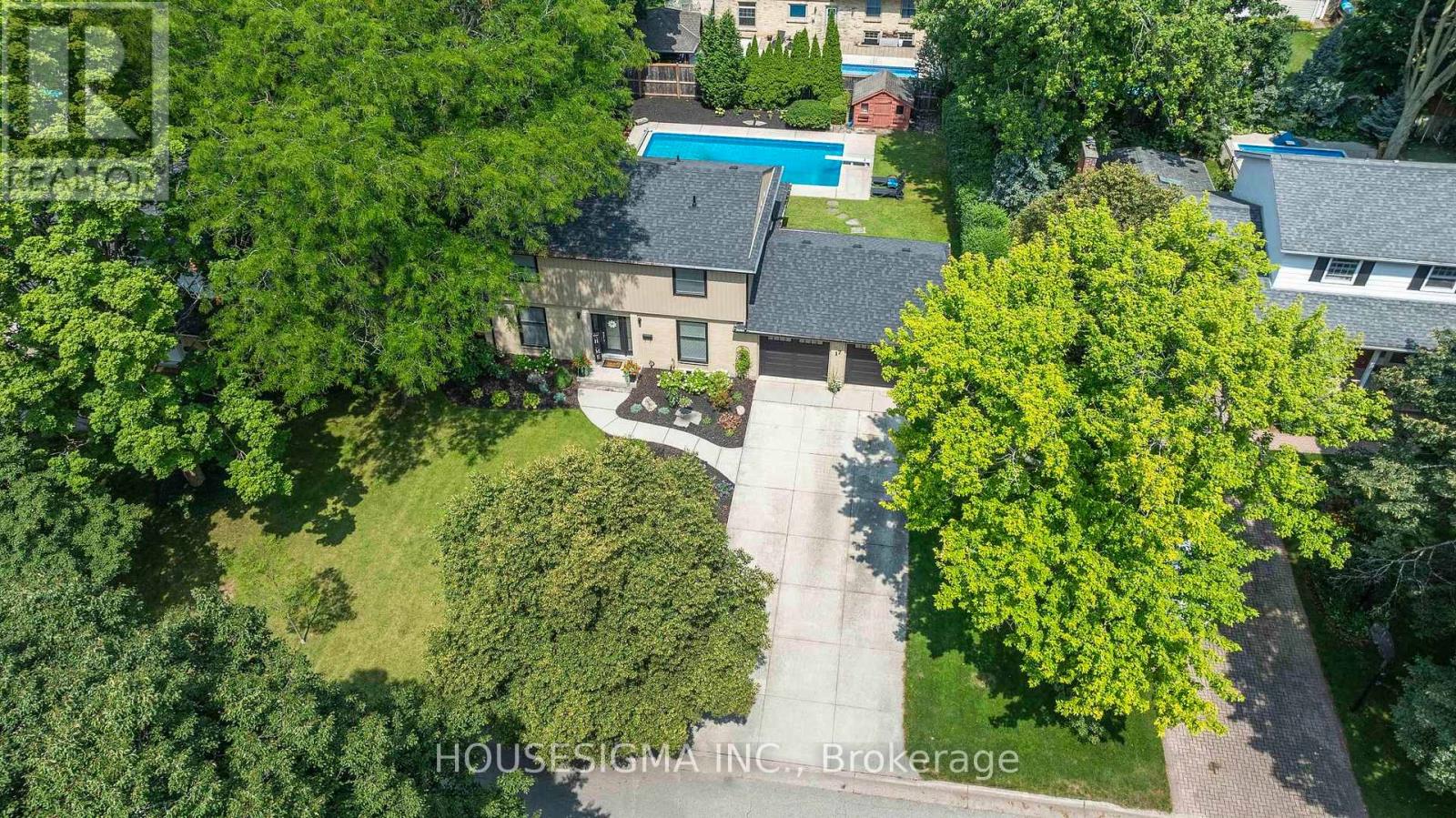 17 Hunt Village Crescent, London North (North L), Ontario  N6H 4A2 - Photo 46 - X12159588
