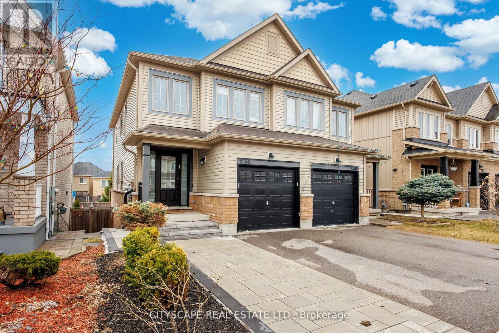234 Orr Drive, Bradford West Gwillimbury, Ontario  L3Z 0S3 - Photo 3 - N12159273