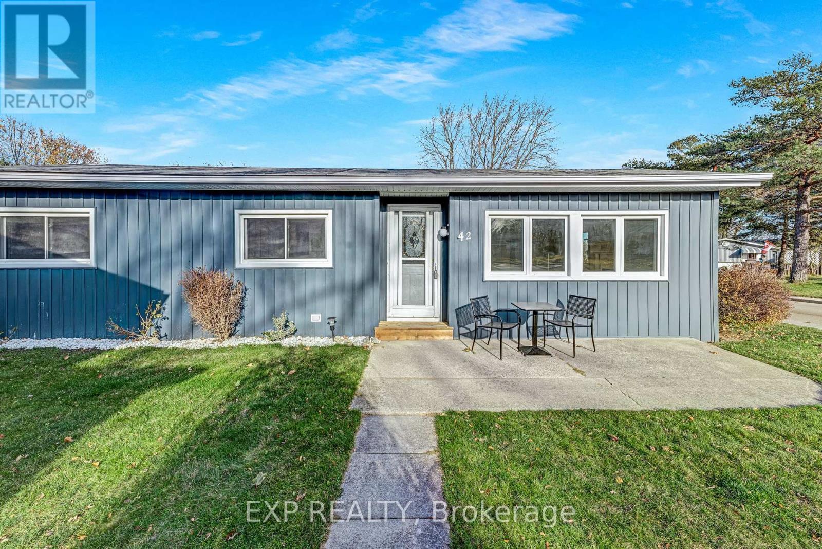 Property at 42 FLORA DRIVE image 3