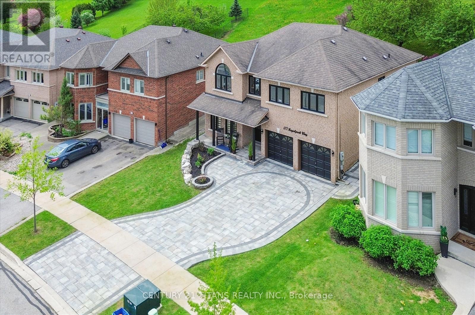 577 Royalpark Way, Vaughan, Ontario  L4H 1K2 - Photo 2 - N12159380