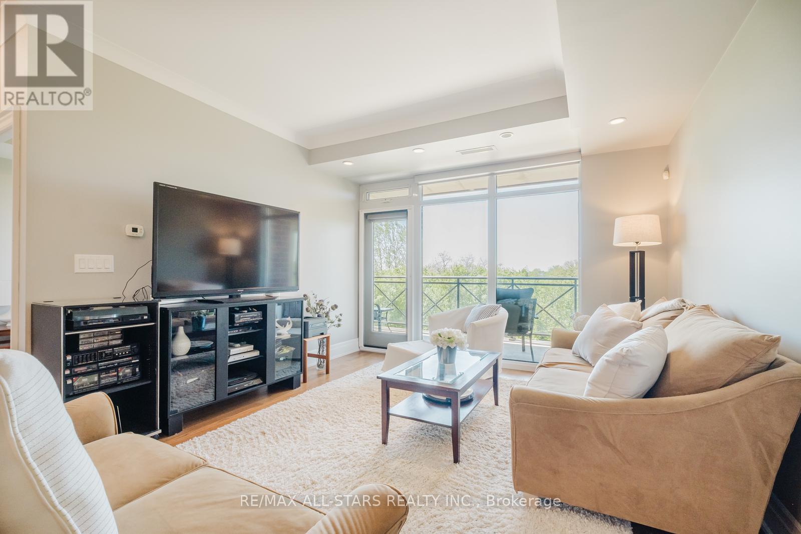 414 - 35 Baker Hill Boulevard, Whitchurch-Stouffville, Ontario  L4A 1P8 - Photo 17 - N12159386