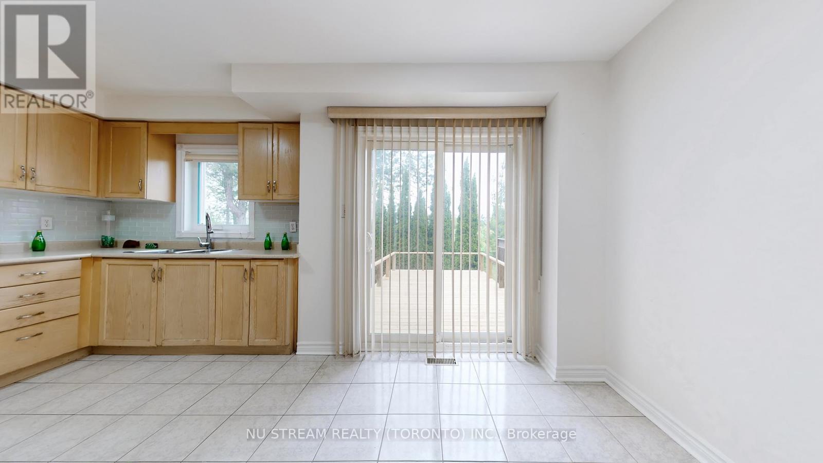203 Milliken Meadows Drive, Markham, Ontario  L3R 0V9 - Photo 12 - N12159426