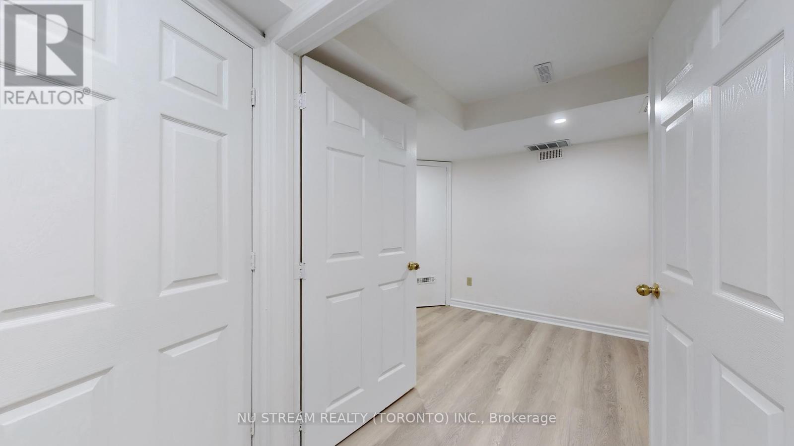 203 Milliken Meadows Drive, Markham, Ontario  L3R 0V9 - Photo 33 - N12159426