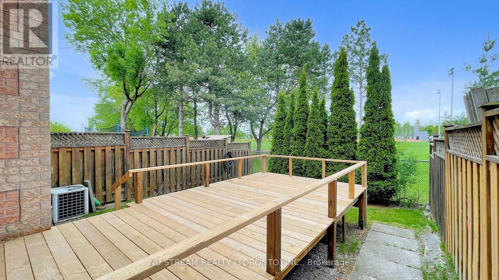 203 Milliken Meadows Drive, Markham, Ontario  L3R 0V9 - Photo 37 - N12159426