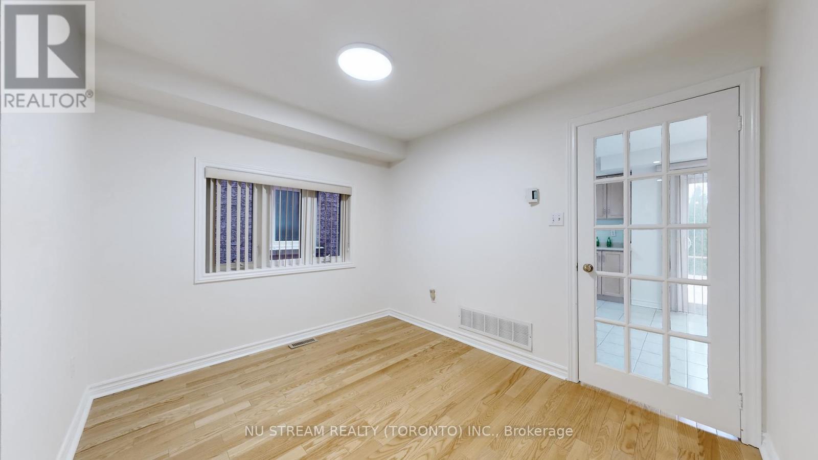 203 Milliken Meadows Drive, Markham, Ontario  L3R 0V9 - Photo 9 - N12159426