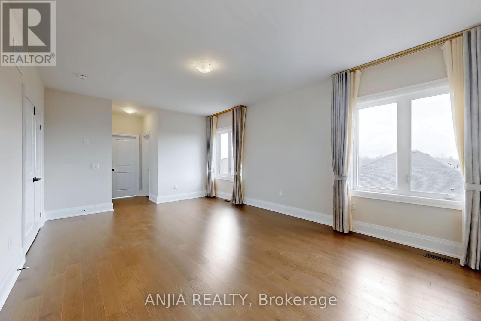86 Angus Morton Crescent, East Gwillimbury, Ontario  L9N 1S4 - Photo 26 - N12159448