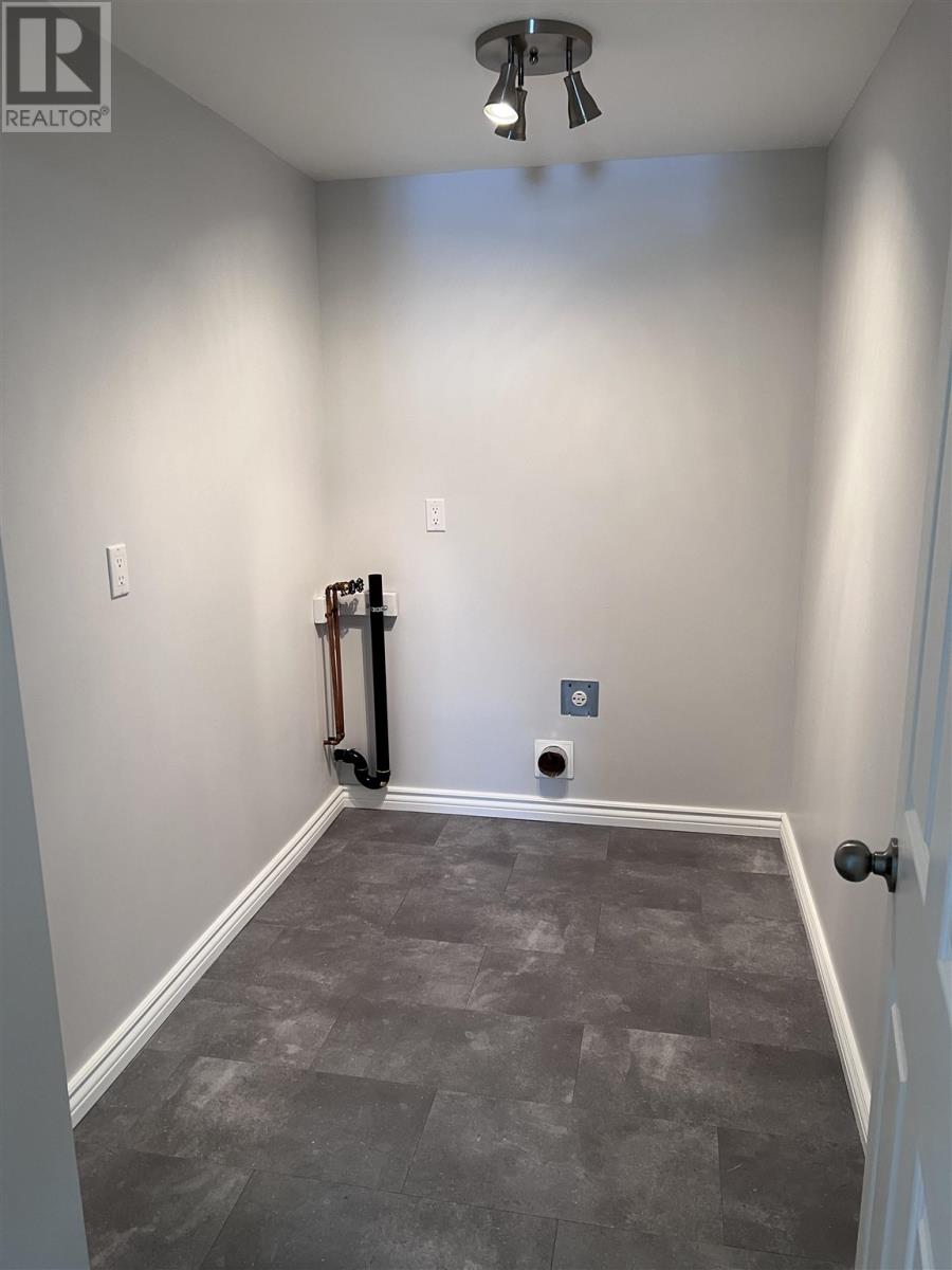 2 Stewart St, Marathon, Ontario  P0T 2E0 - Photo 11 - TB250218