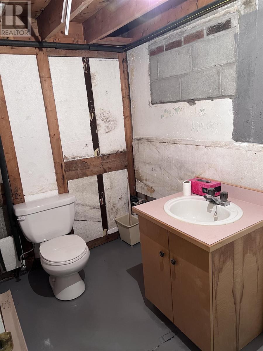 2 Stewart St, Marathon, Ontario  P0T 2E0 - Photo 27 - TB250218