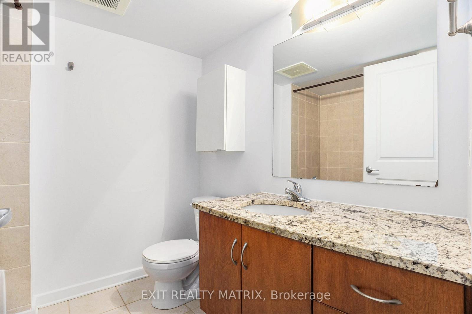 1008 - 138 Somerset Street W, Ottawa, Ontario  K2P 0A3 - Photo 10 - X12159491