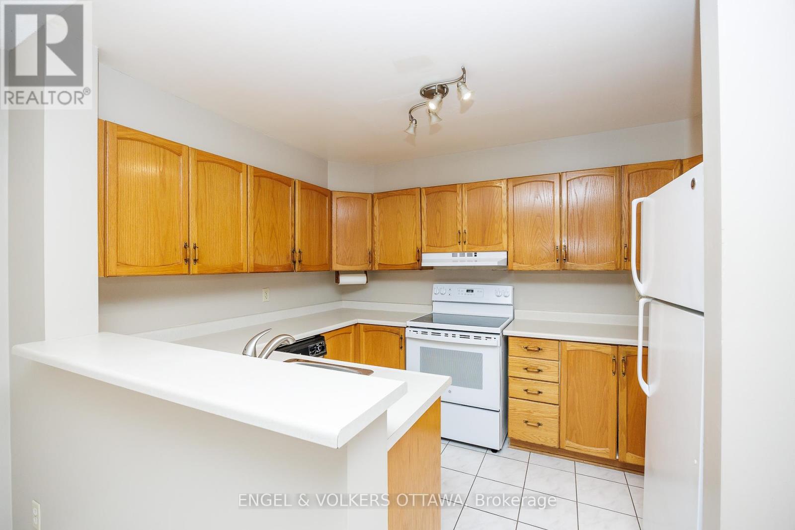 203 - 1795 Marsala Crescent, Ottawa, Ontario  K4A 2E9 - Photo 15 - X12159538