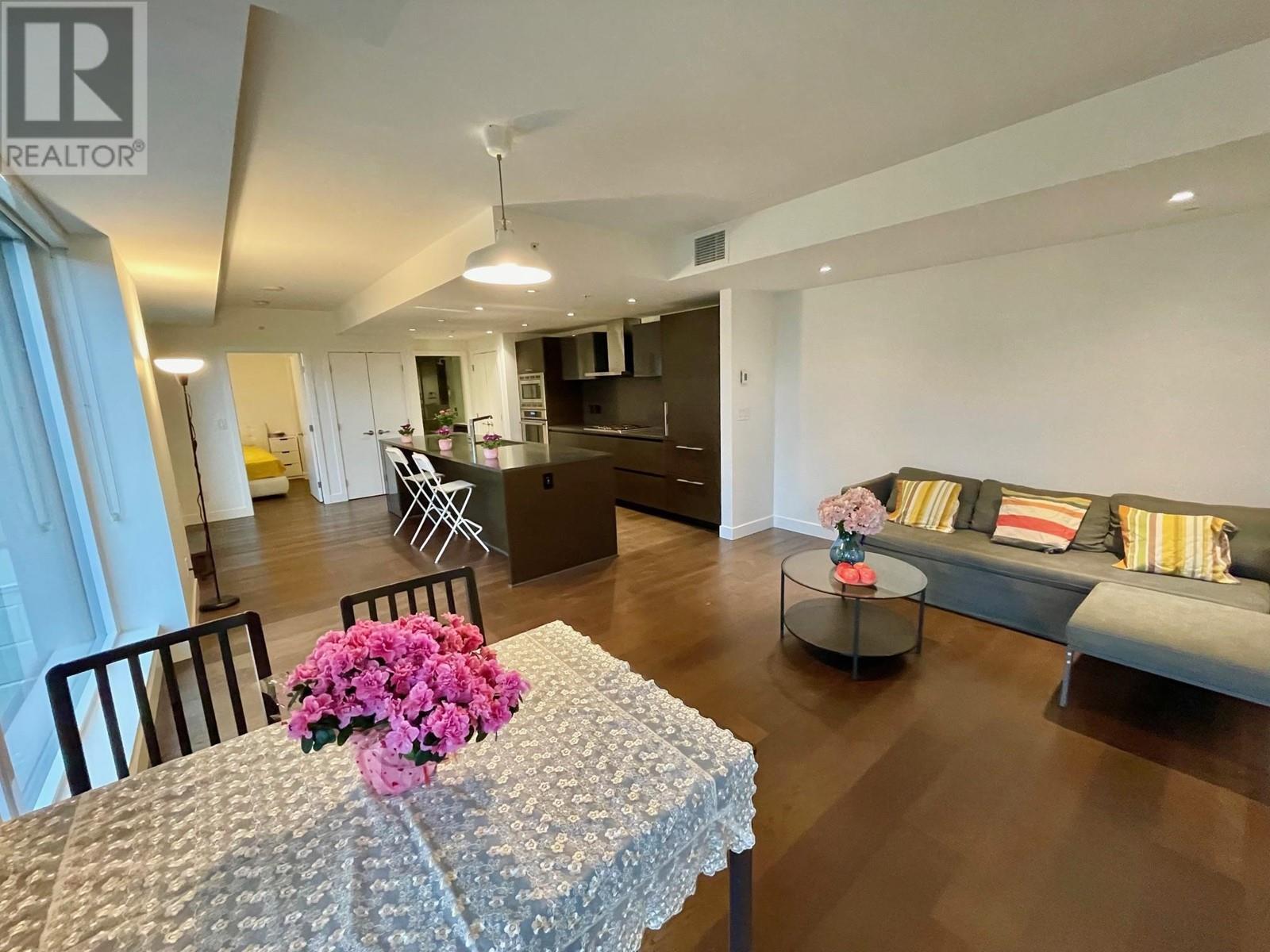 Listing Picture 14 of 29 : 708 1561 W 57TH AVENUE, Vancouver / 溫哥華 - 魯藝地產 Yvonne Lu Group - MLS Medallion Club Member