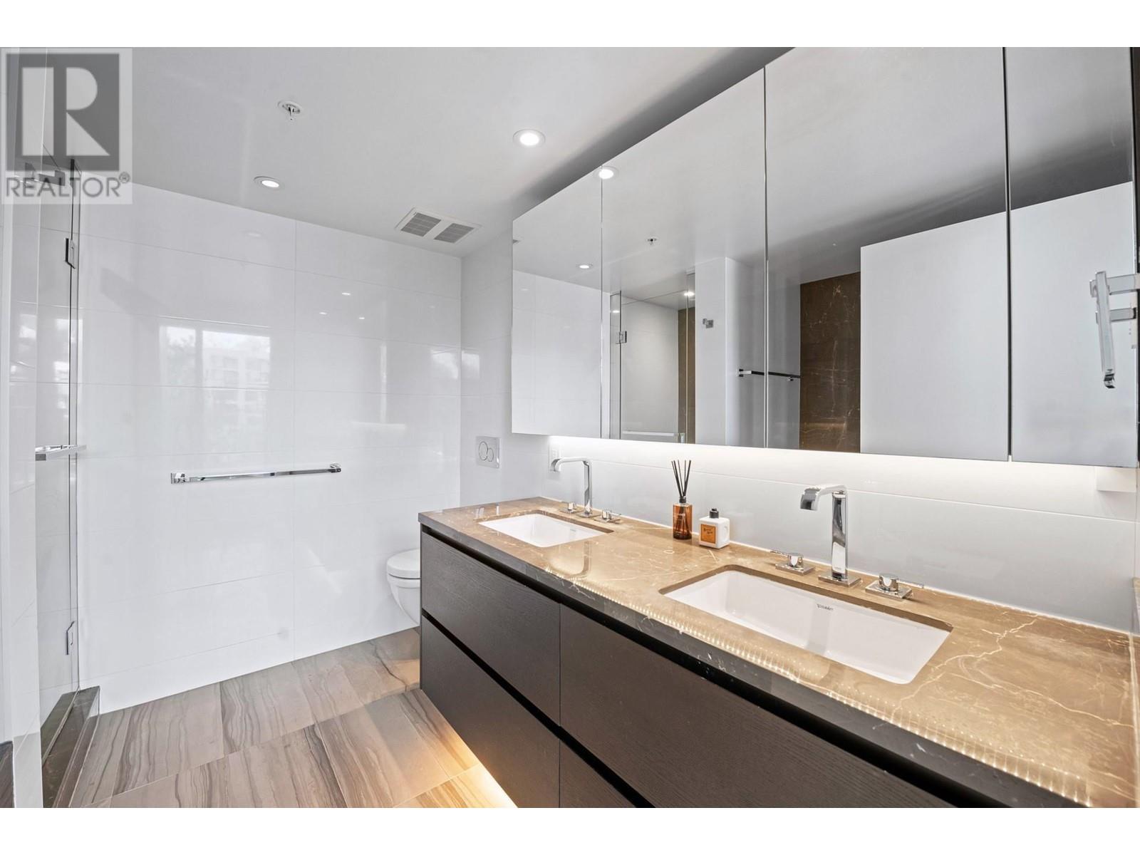 Listing Picture 28 of 29 : 708 1561 W 57TH AVENUE, Vancouver / 溫哥華 - 魯藝地產 Yvonne Lu Group - MLS Medallion Club Member