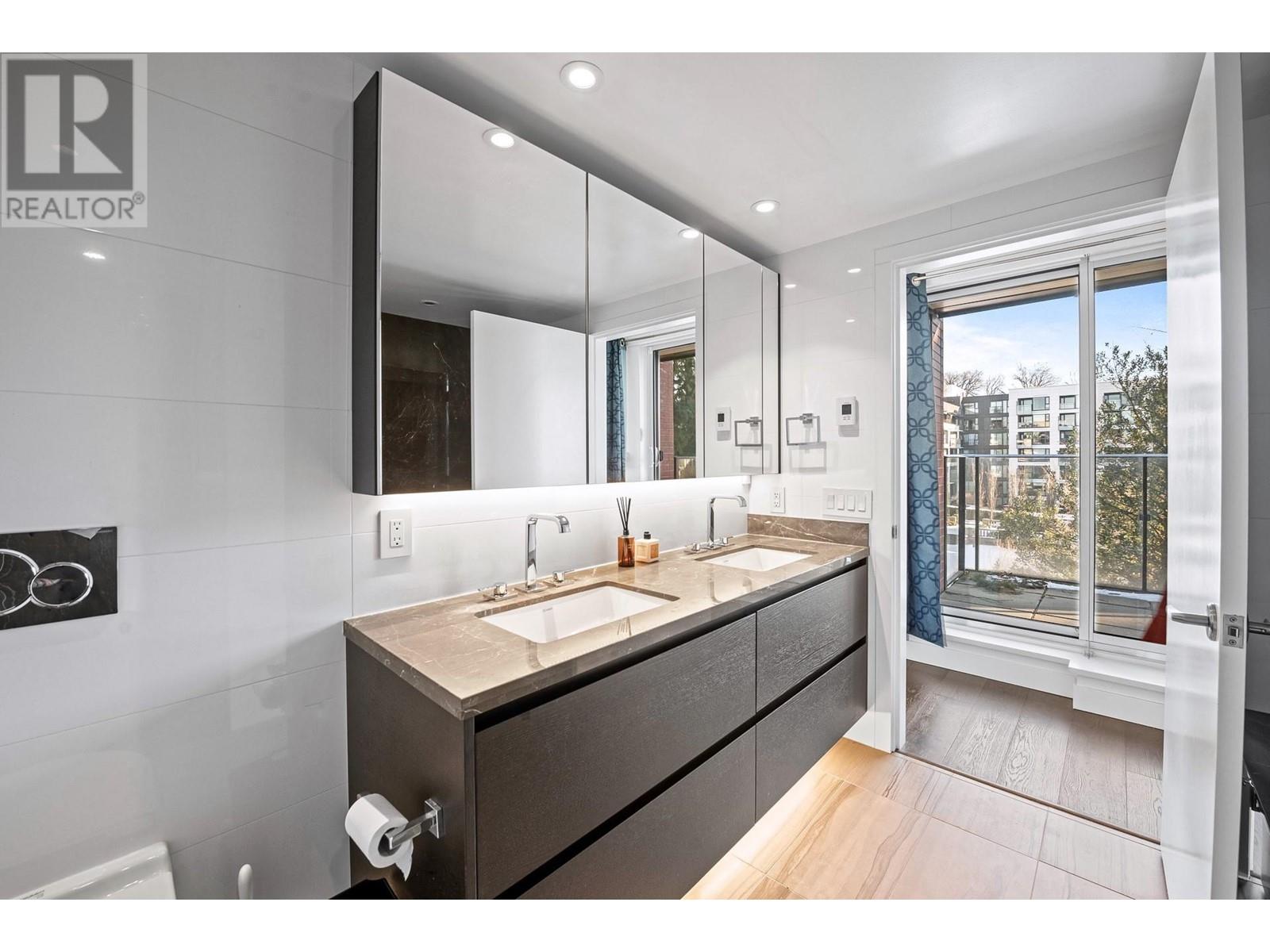 Listing Picture 29 of 29 : 708 1561 W 57TH AVENUE, Vancouver / 溫哥華 - 魯藝地產 Yvonne Lu Group - MLS Medallion Club Member