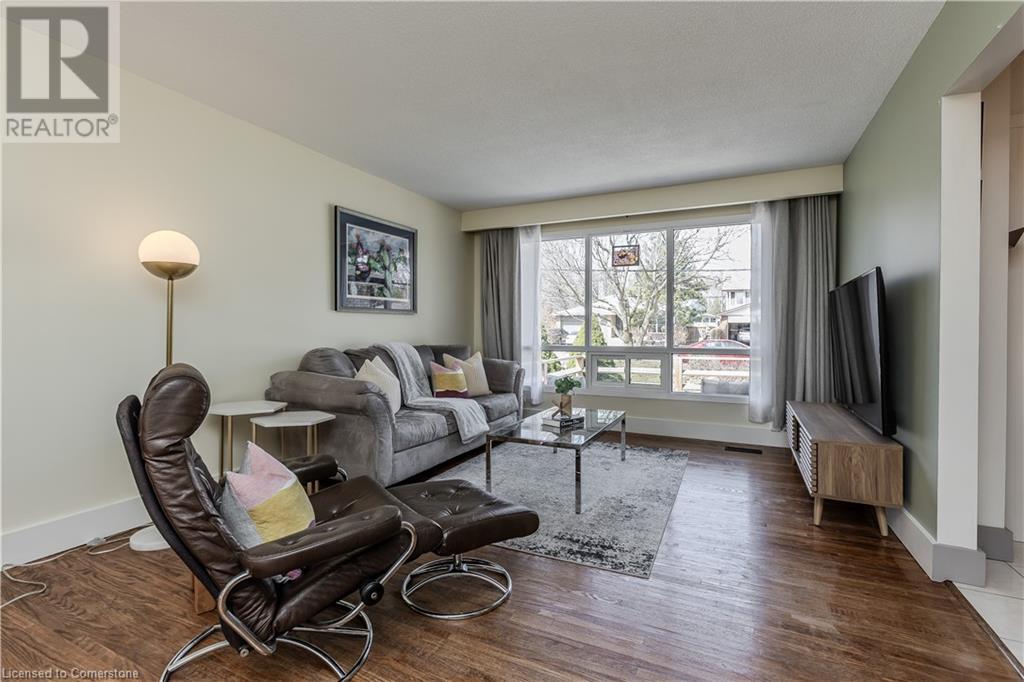 21 Cedar Street, Waterdown, Ontario  L0R 2H0 - Photo 8 - 40730271
