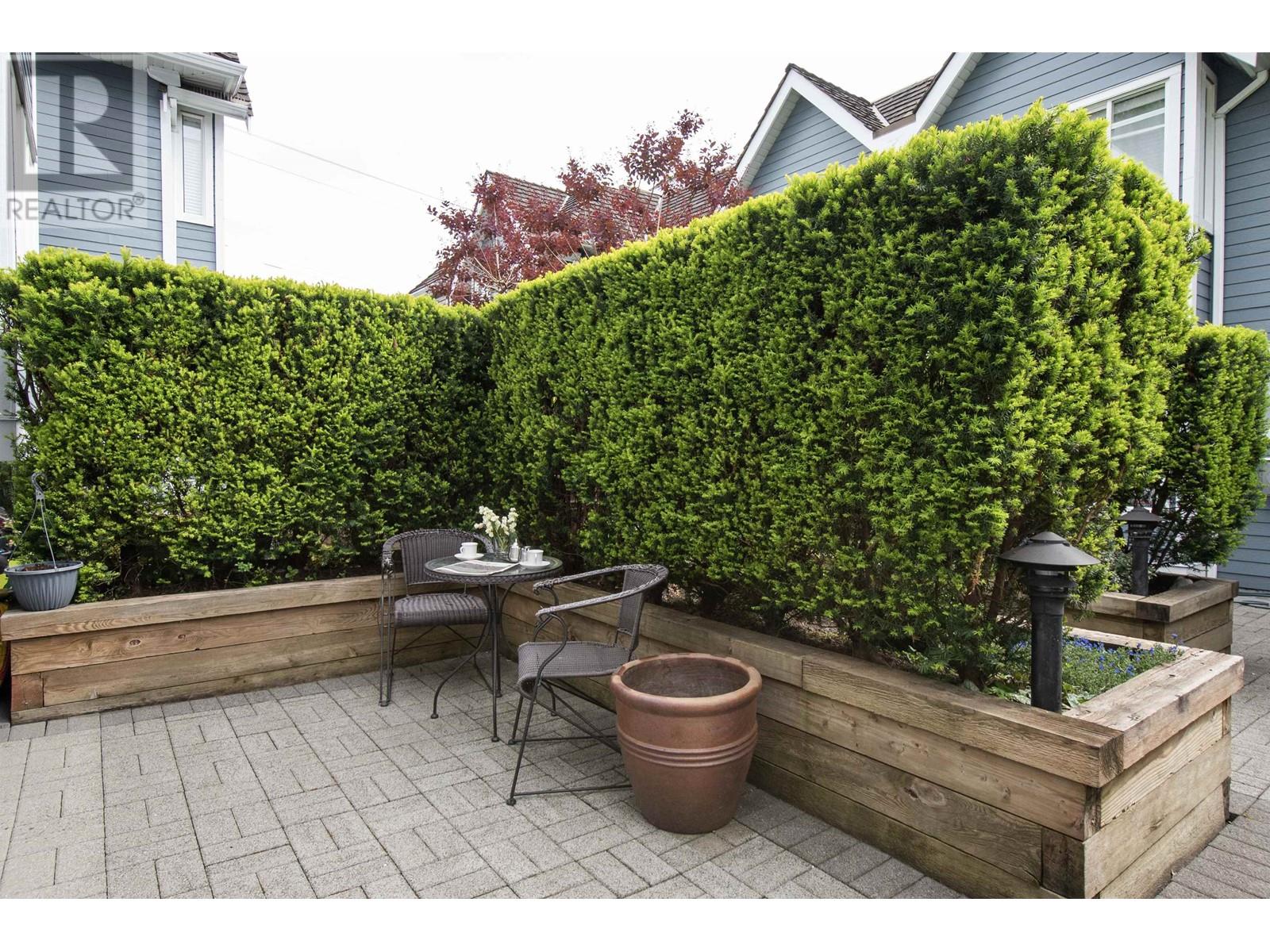 279 E 5th Street, North Vancouver, British Columbia  V7L 1L8 - Photo 16 - R3004332