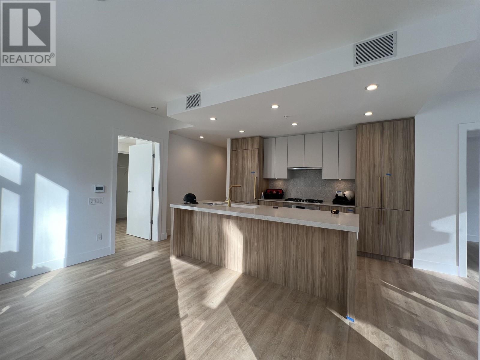 403 2385 Emery Court, North Vancouver, British Columbia  V7J 0G1 - Photo 5 - R3004356