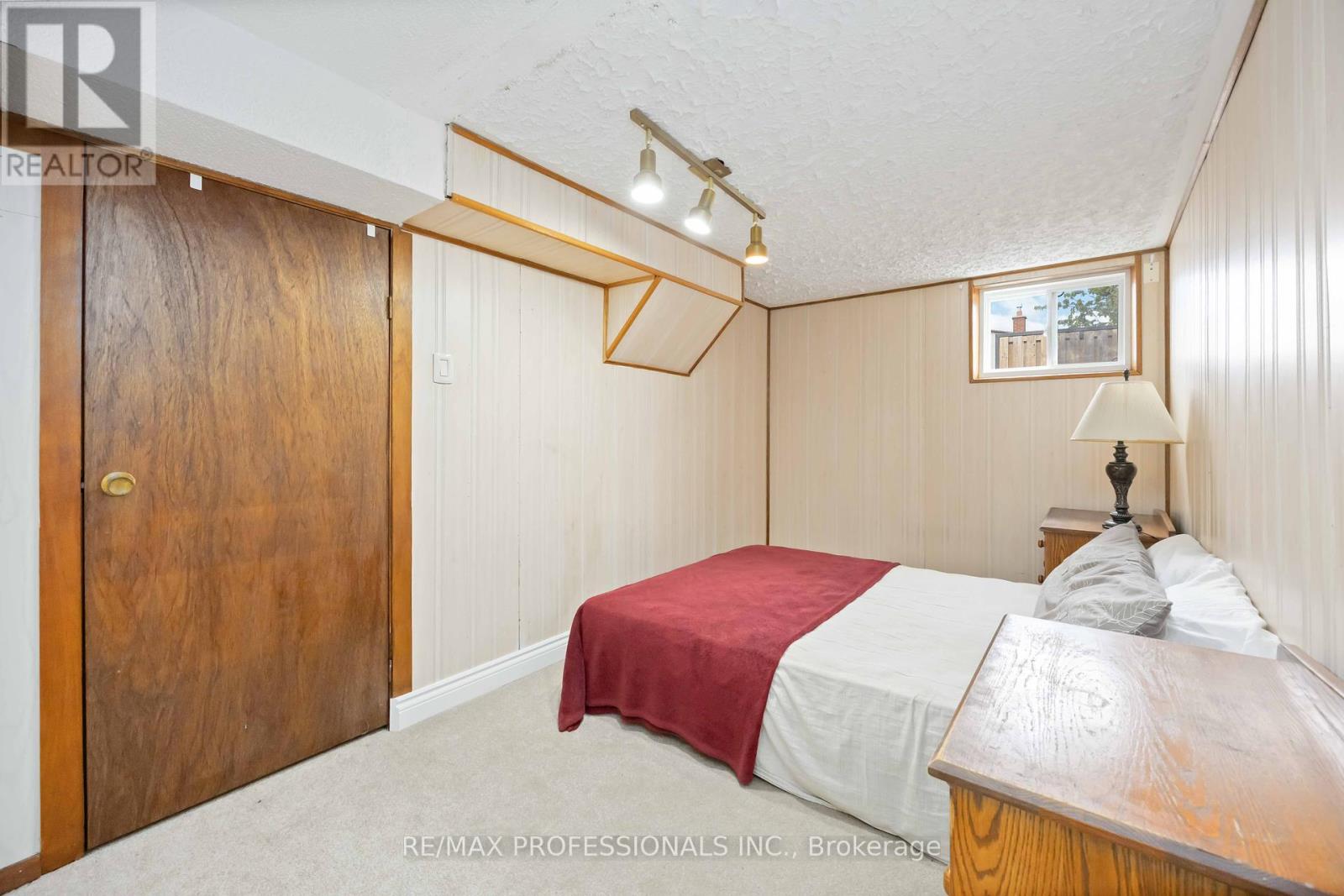 2 Coolhurst Drive, Toronto, Ontario  M9W 4A5 - Photo 23 - W12159307