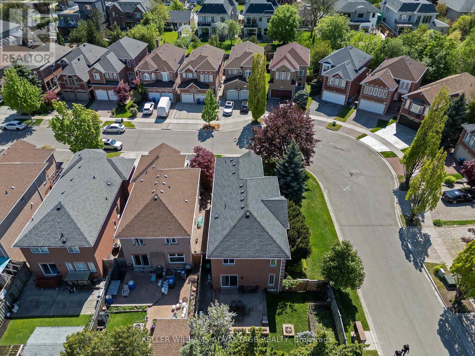 224 Cossack Court, Mississauga (Fairview), Ontario  L5B 4C2 - Photo 46 - W12159309