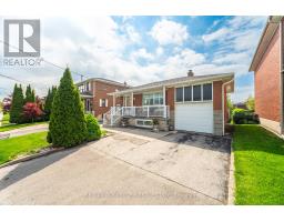 351 HILLMOUNT AVENUE, Toronto, Ontario