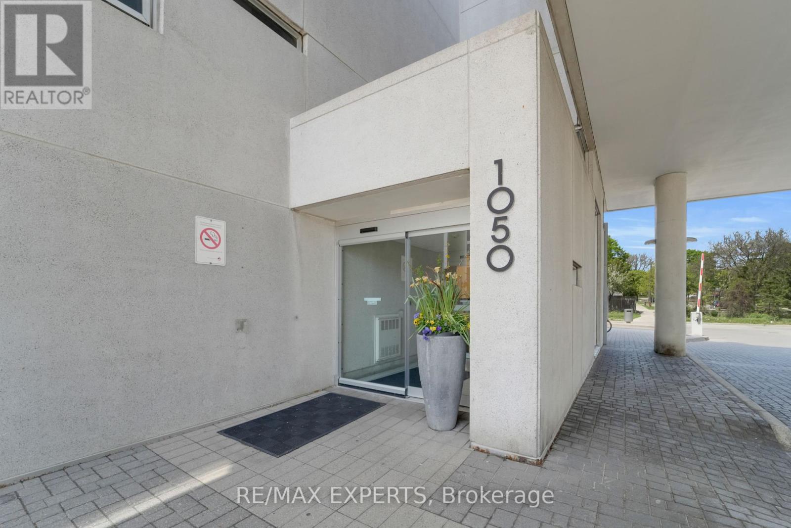 516 - 1050 The Queensway, Toronto, Ontario  M8Z 0A8 - Photo 43 - W12159381
