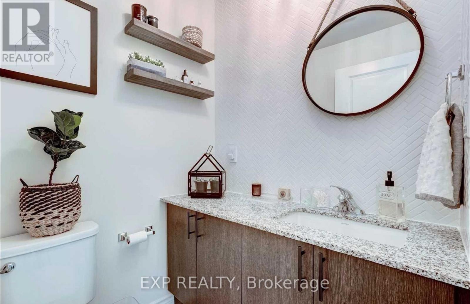 419 - 2522 Keele Street, Toronto, Ontario  M6L 0A2 - Photo 5 - W12159436