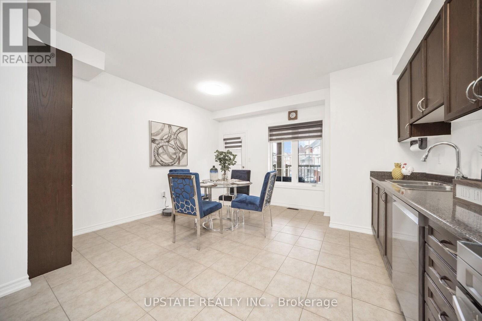 5 Telegraph Street, Brampton (Heart Lake East), Ontario  L6Z 0J2 - Photo 11 - W12159461