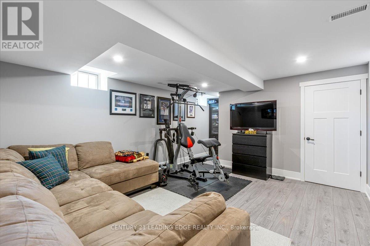 14 Alexander Hunter Place, Markham, Ontario  L6E 1A8 - Photo 21 - N12158119