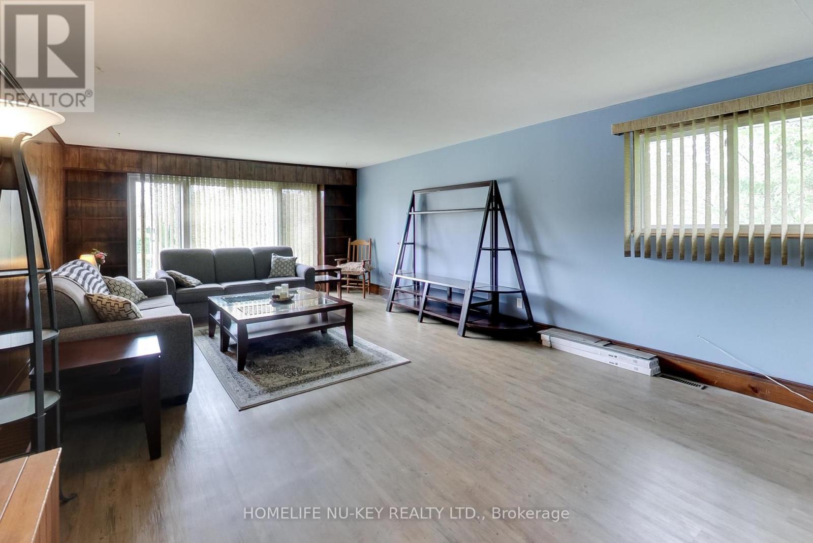 2242 Mildred Avenue, Innisfil, Ontario  L9S 2B8 - Photo 12 - N12159462