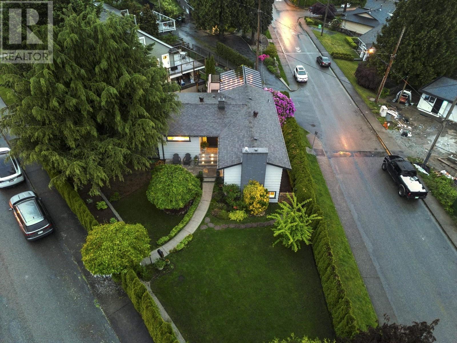 809 Burnaby Street, New Westminster, British Columbia  V3L 4V8 - Photo 39 - R3004310