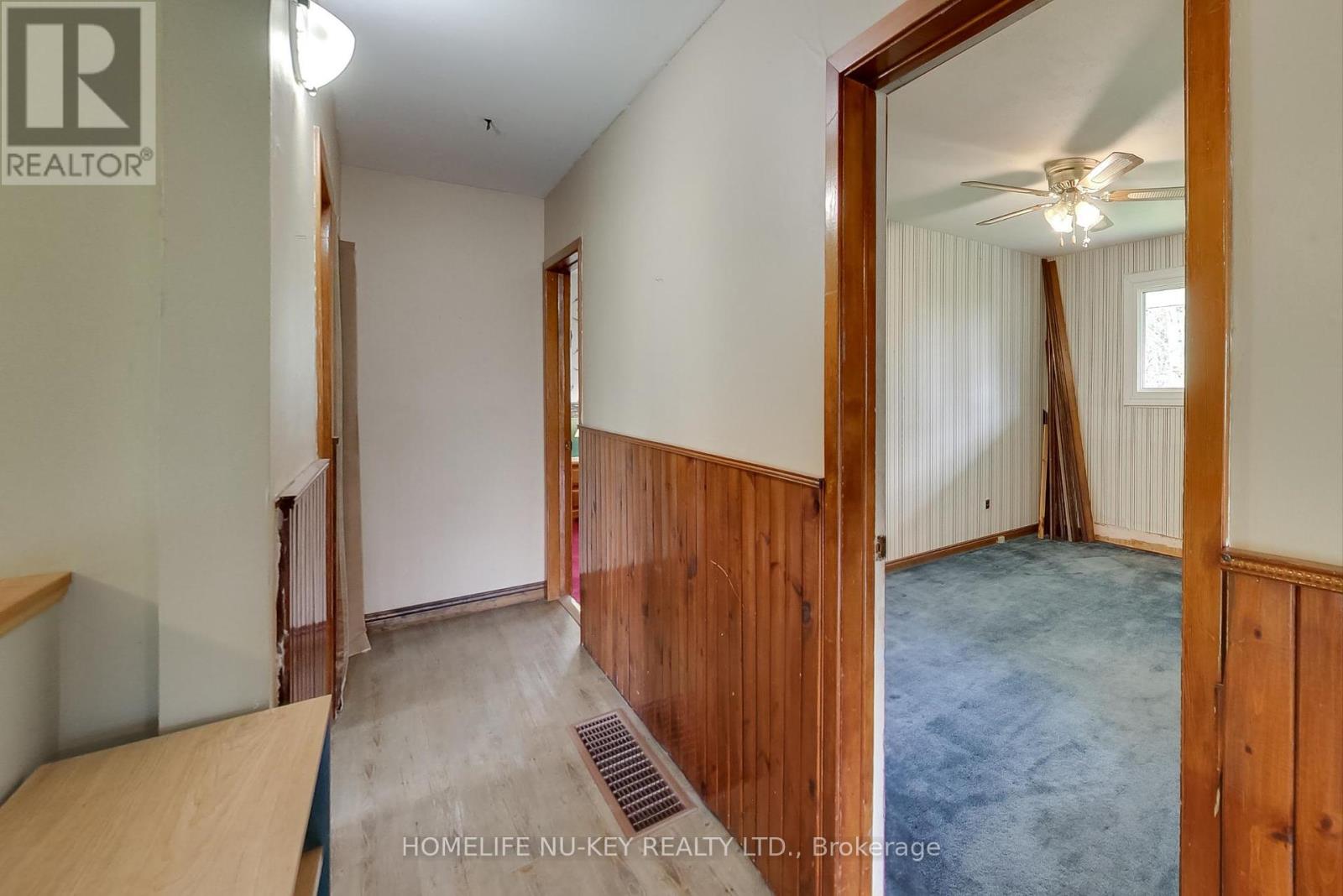 2242 Mildred Avenue, Innisfil, Ontario  L9S 2B8 - Photo 29 - N12159462
