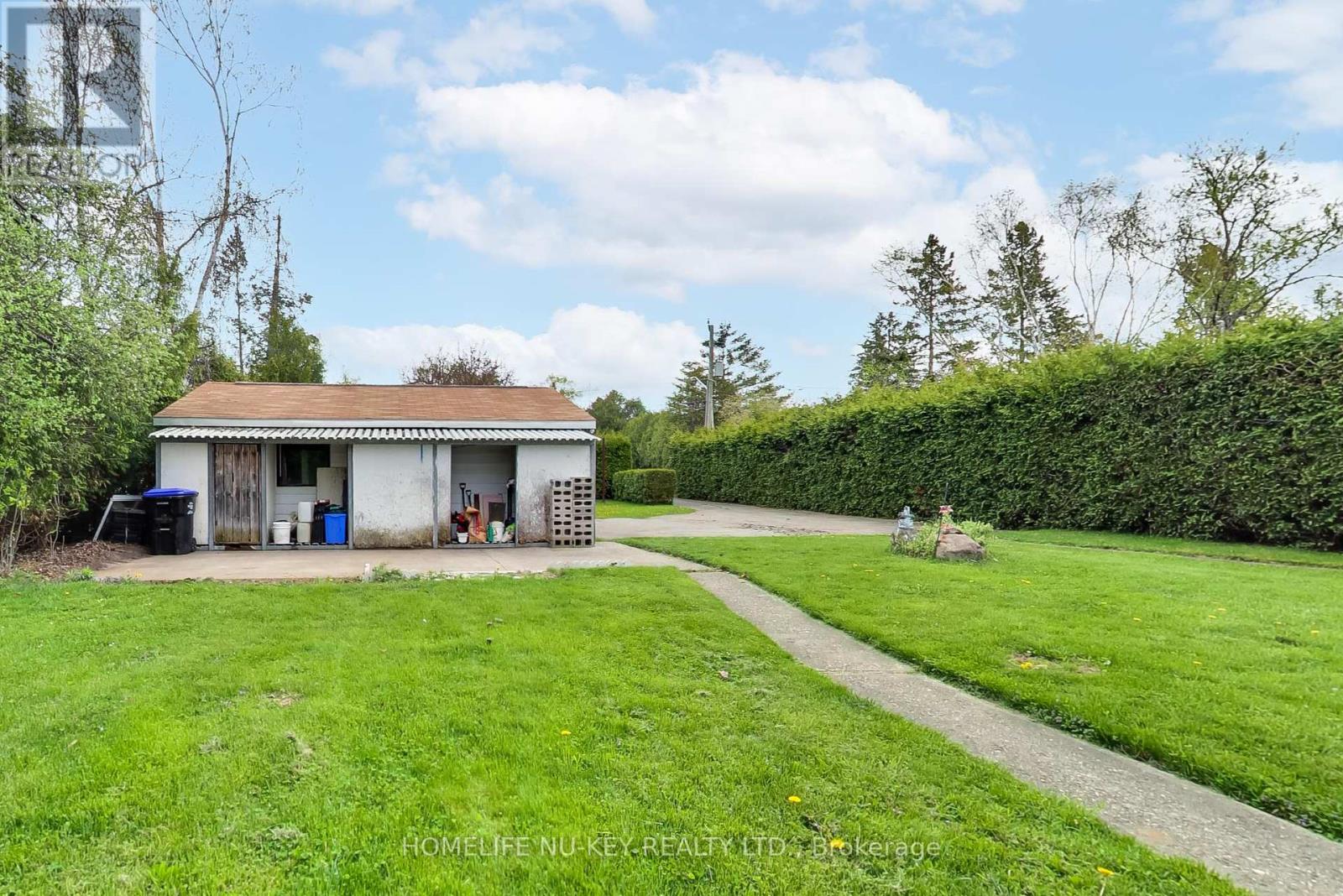 2242 Mildred Avenue, Innisfil, Ontario  L9S 2B8 - Photo 9 - N12159462