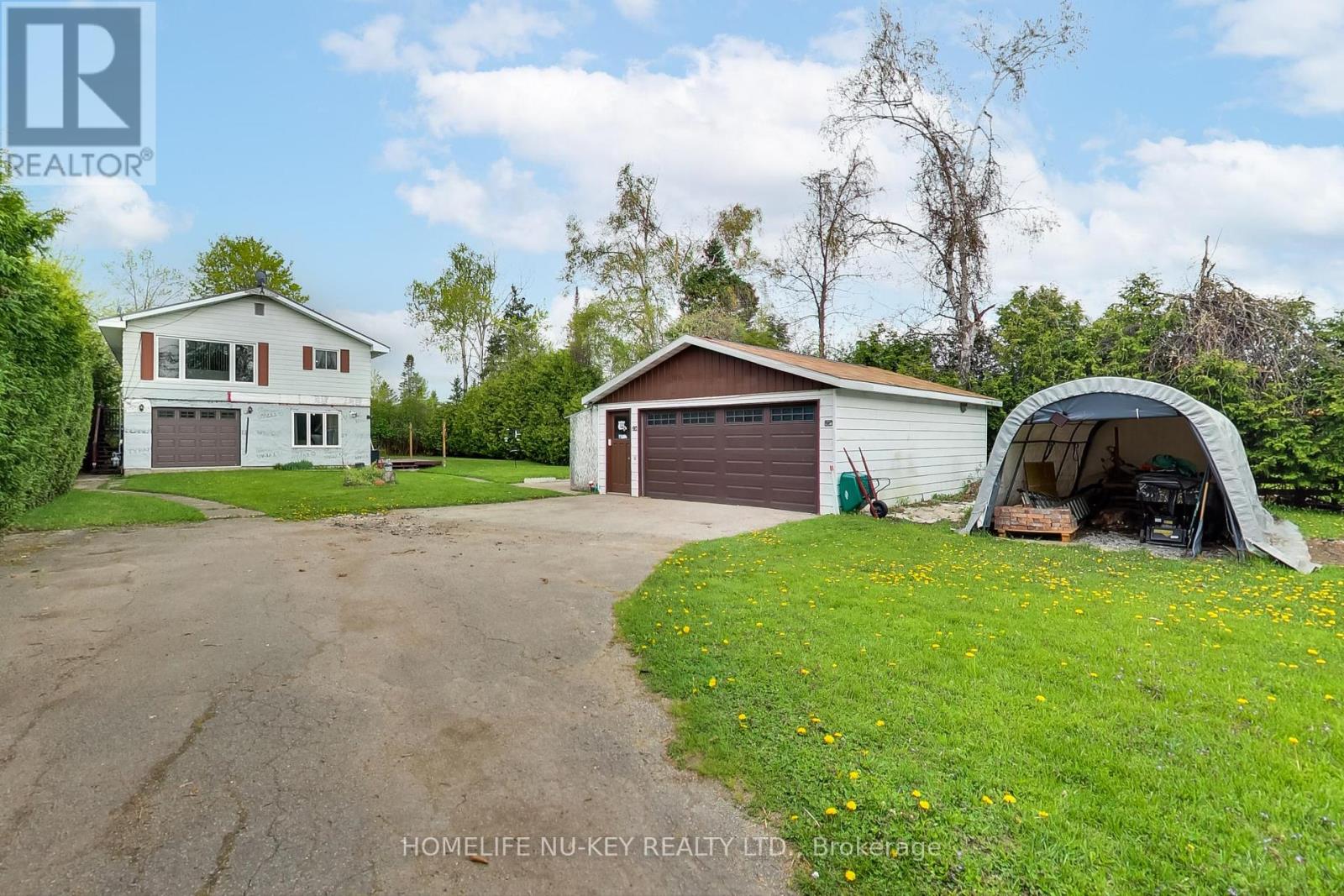 2242 Mildred Avenue, Innisfil, Ontario  L9S 2B8 - Photo 3 - N12159462