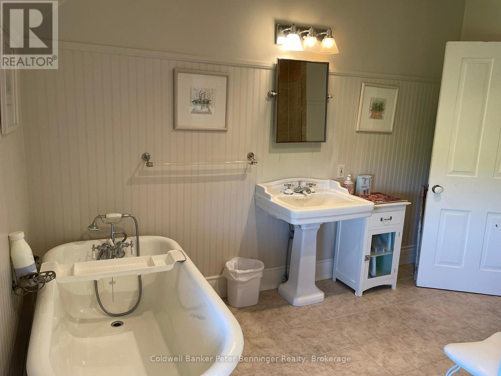 181463 12 Concession, West Grey, Ontario  N0G 1C0 - Photo 13 - X12159484