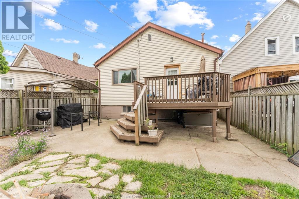 1064 Tuscarora, Windsor, Ontario  N9A 3N3 - Photo 33 - 25012521