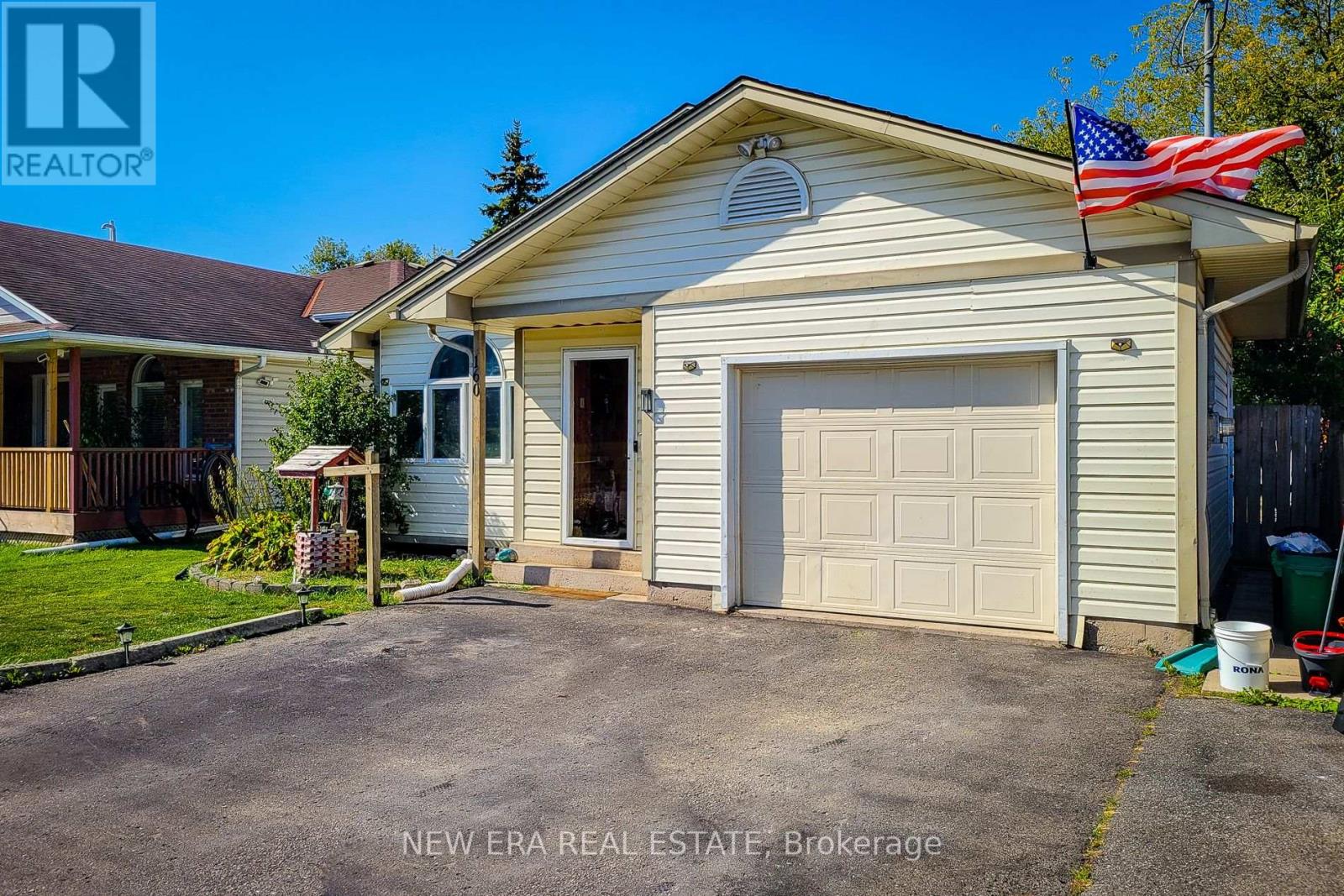 160 Davis Street, Port Colborne, Ontario  L3K 1Z1 - Photo 2 - X12159325