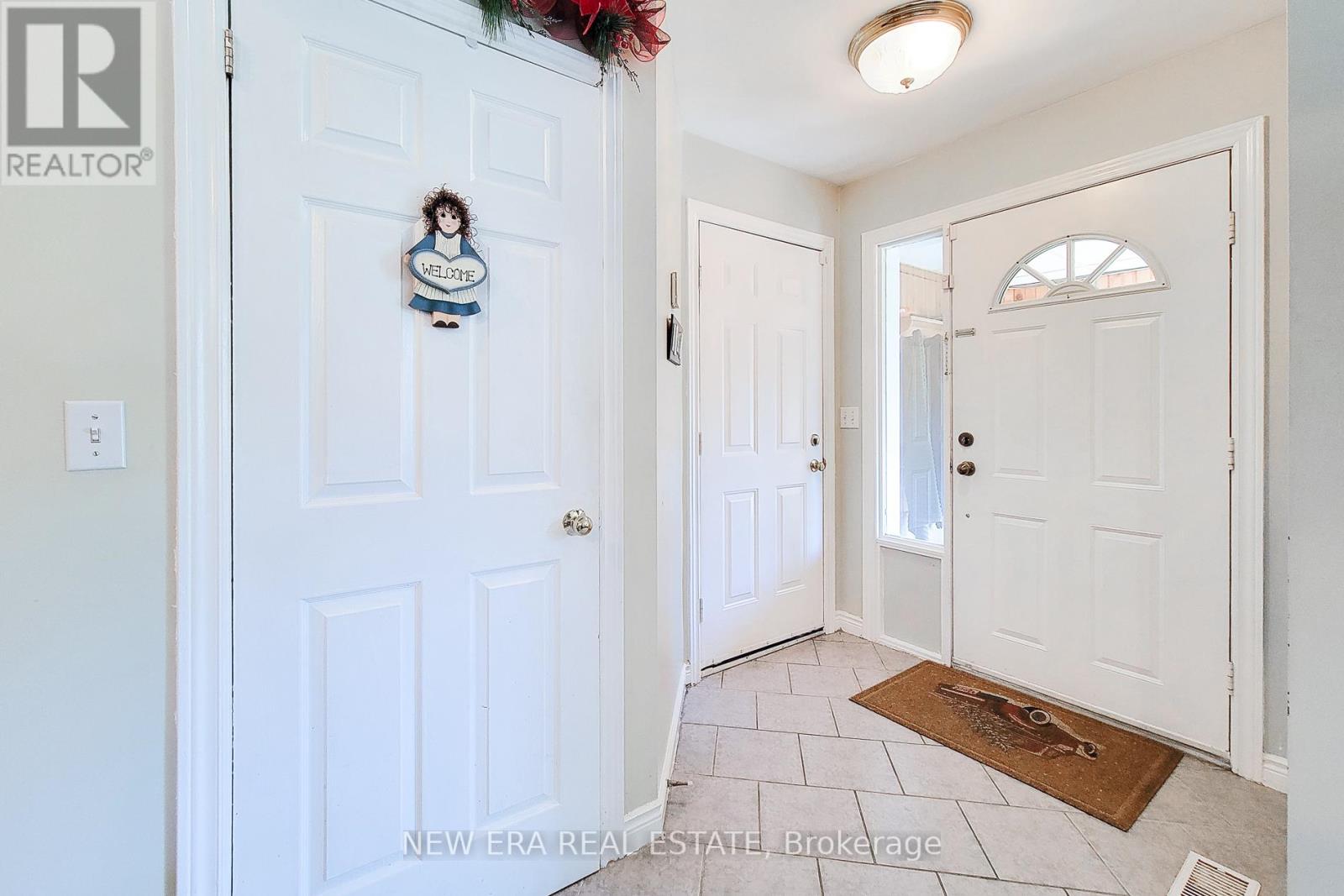 160 Davis Street, Port Colborne, Ontario  L3K 1Z1 - Photo 7 - X12159325
