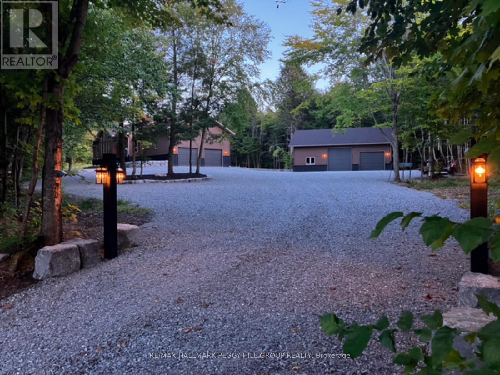 4571 Aspdin Road, Muskoka Lakes, Ontario  P0B 1M0 - Photo 28 - X12159464