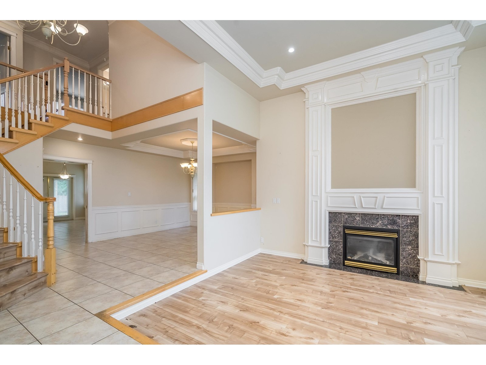 16105 109a Avenue, Surrey, British Columbia  V4N 3L8 - Photo 4 - R3004314