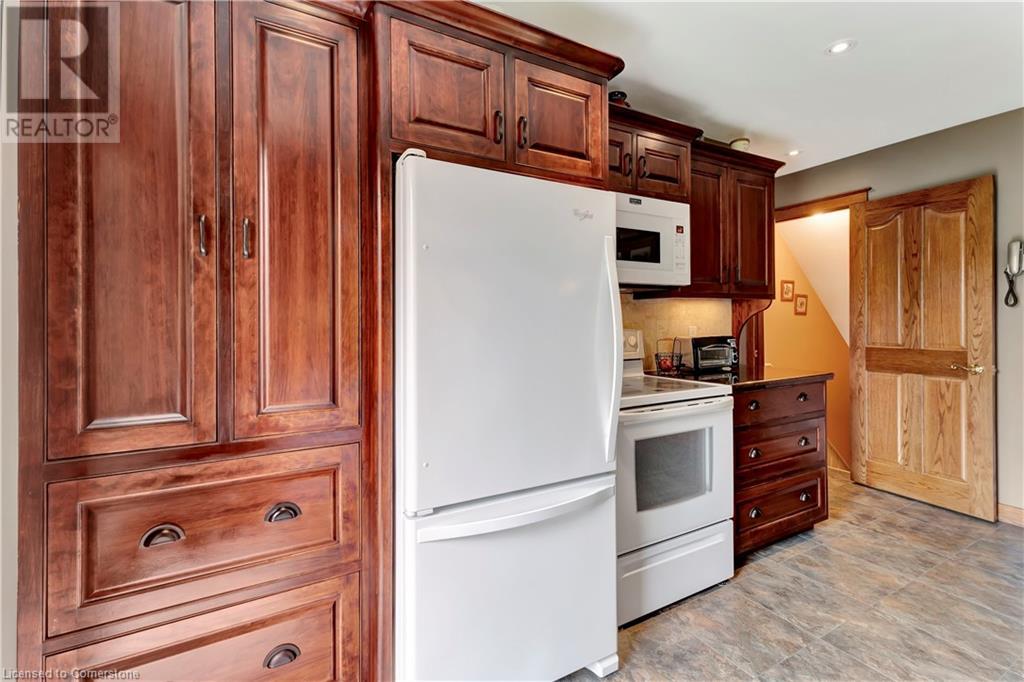685 Robson Road, Waterdown, Ontario  L0R 2H1 - Photo 20 - 40730355