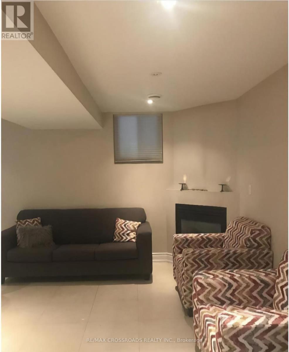 Lower - 428 Roehampton Avenue, Toronto, Ontario  M4P 1S4 - Photo 8 - C12081607