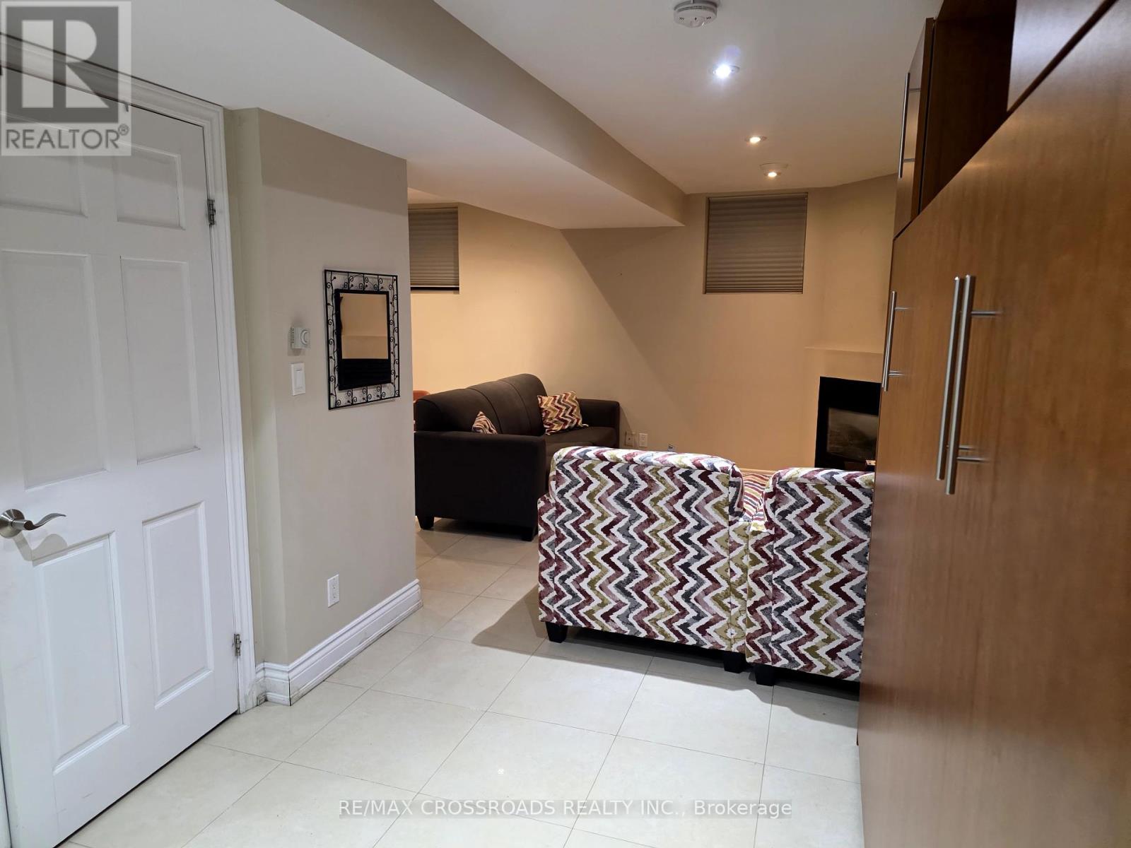 Lower - 428 Roehampton Avenue, Toronto, Ontario  M4P 1S4 - Photo 11 - C12081607