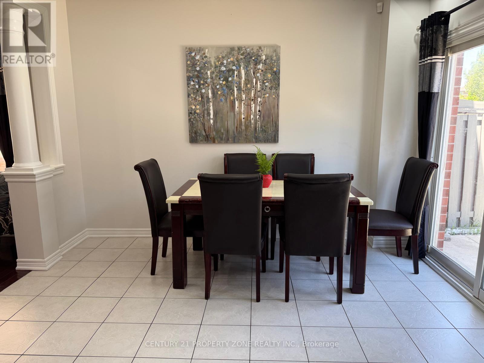 56 Attview Crescent, Brampton, Ontario  L6P 2R5 - Photo 10 - W12157086