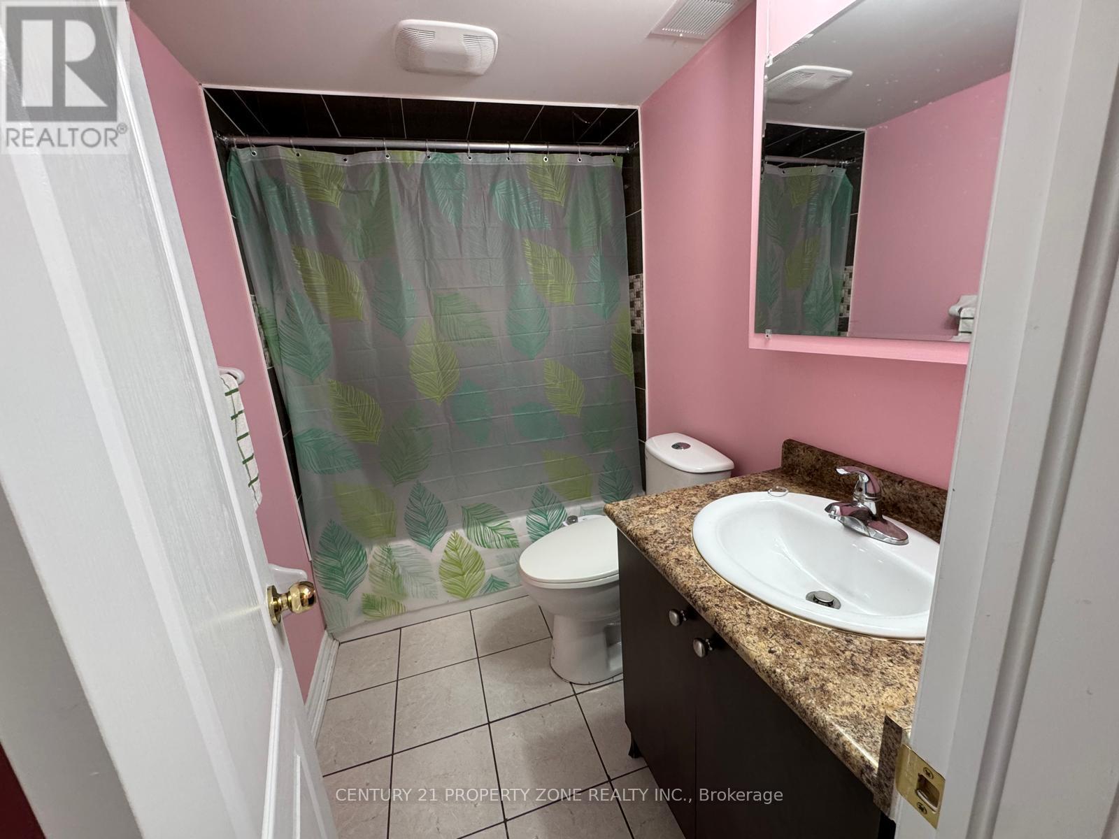 56 Attview Crescent, Brampton, Ontario  L6P 2R5 - Photo 19 - W12157086