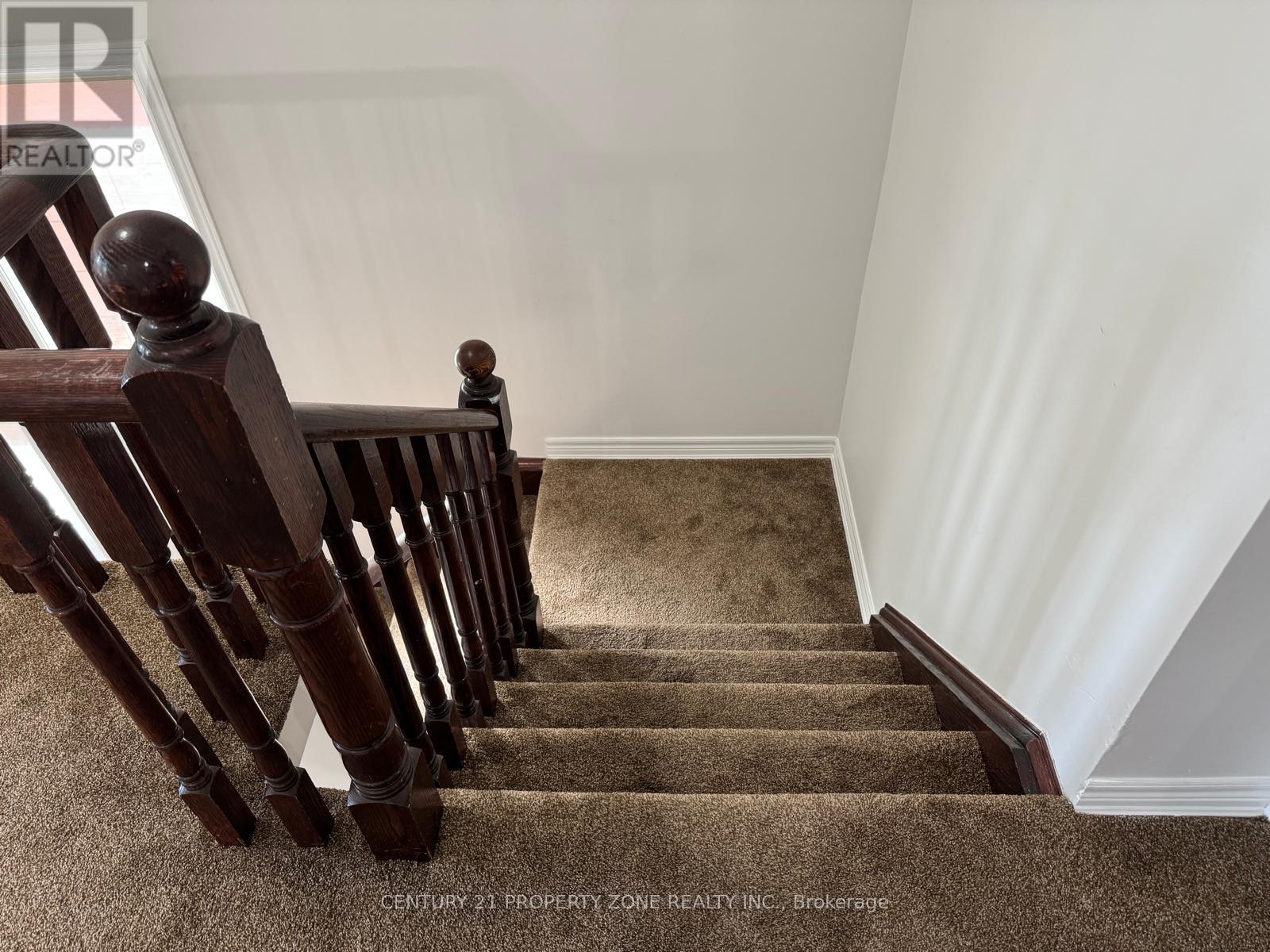 56 Attview Crescent, Brampton, Ontario  L6P 2R5 - Photo 23 - W12157086